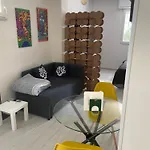 Apartamento Marlene's 2 *